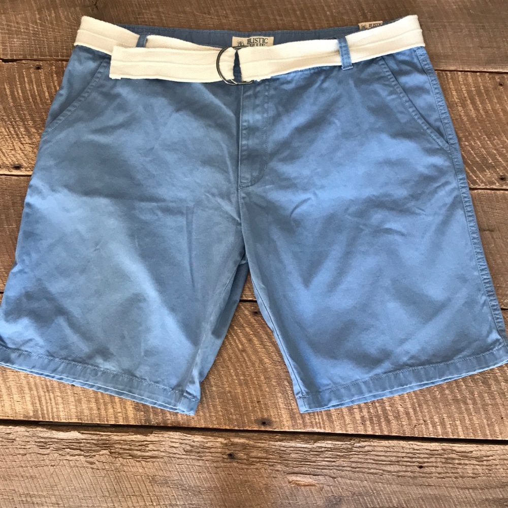 Men’s Size 40 Rustic Blue Shorts w Belt
